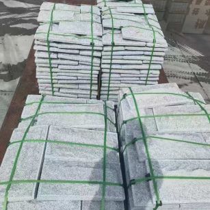 金昌 芝麻白蘑菇石装车出货