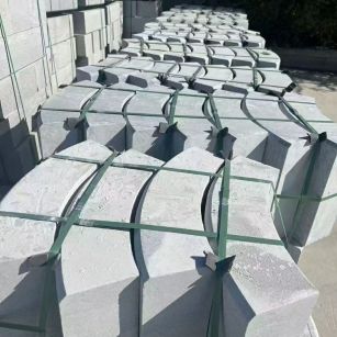 金昌 芝麻灰弧形路沿石