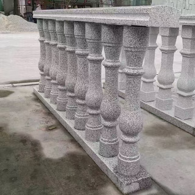 金昌 芝麻白圆形光面花瓶柱，栏杆