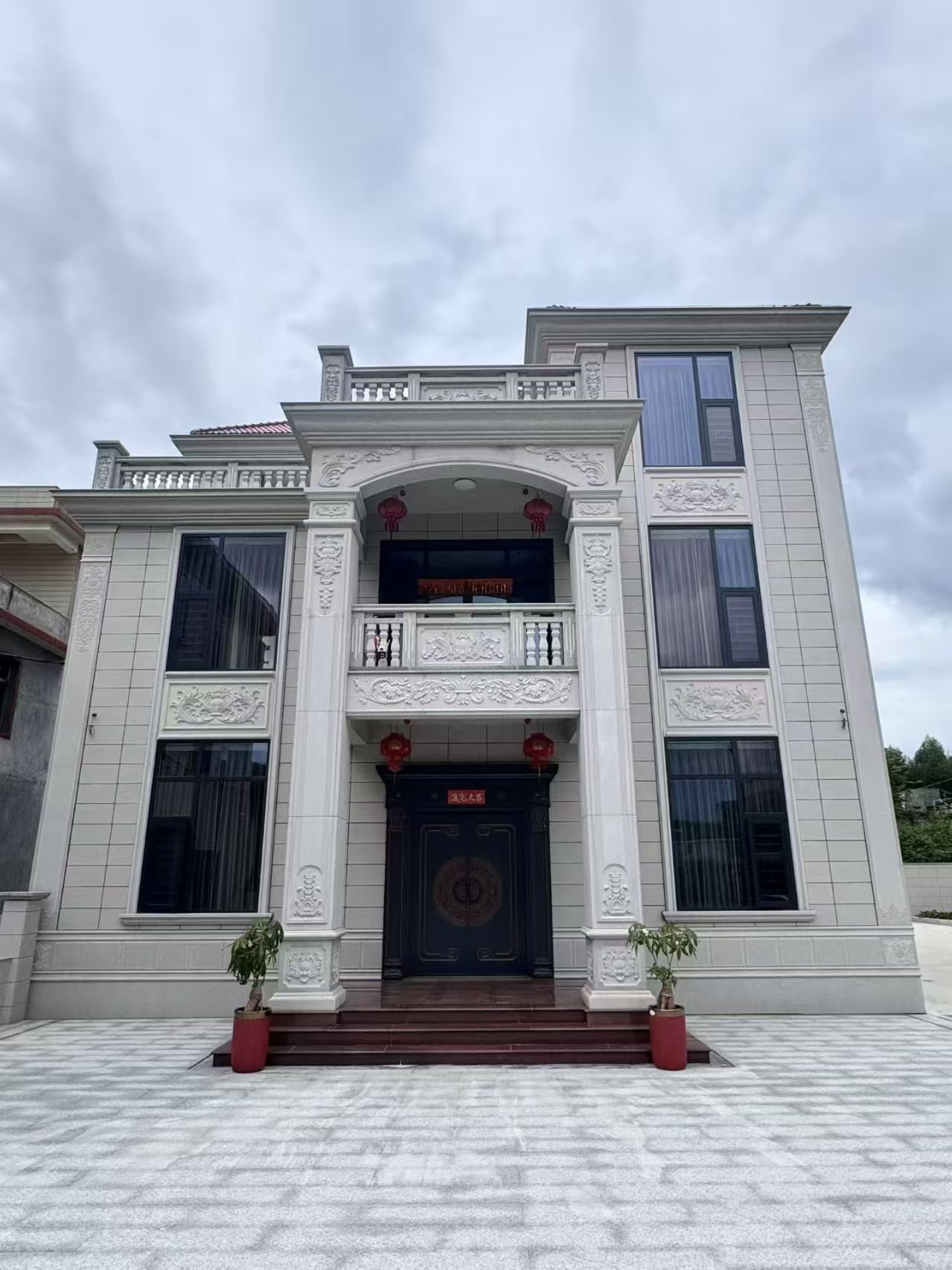 金昌 芝麻白石材别墅干挂案例展示