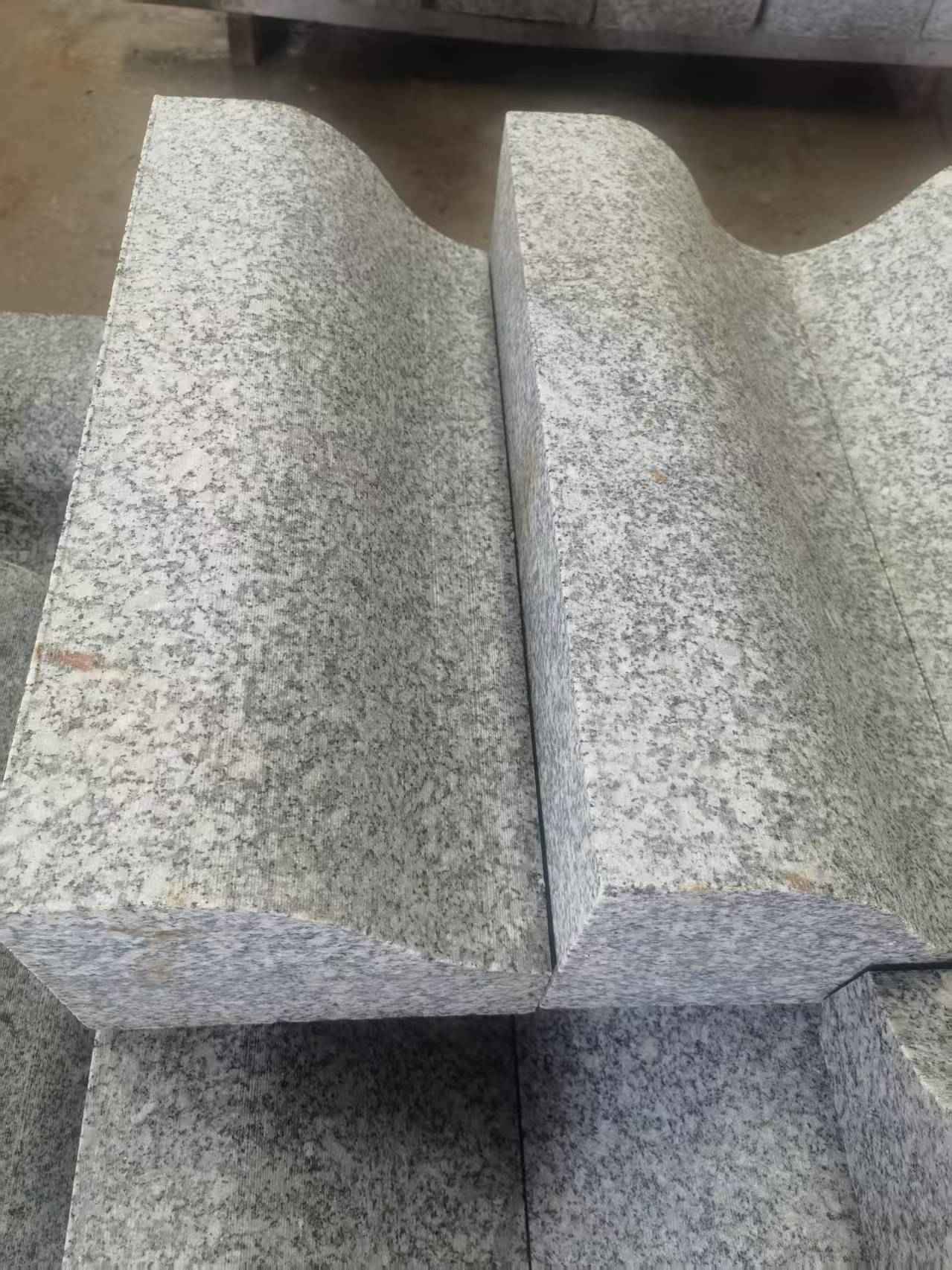 金昌芙蓉白S型拉丝面路沿石