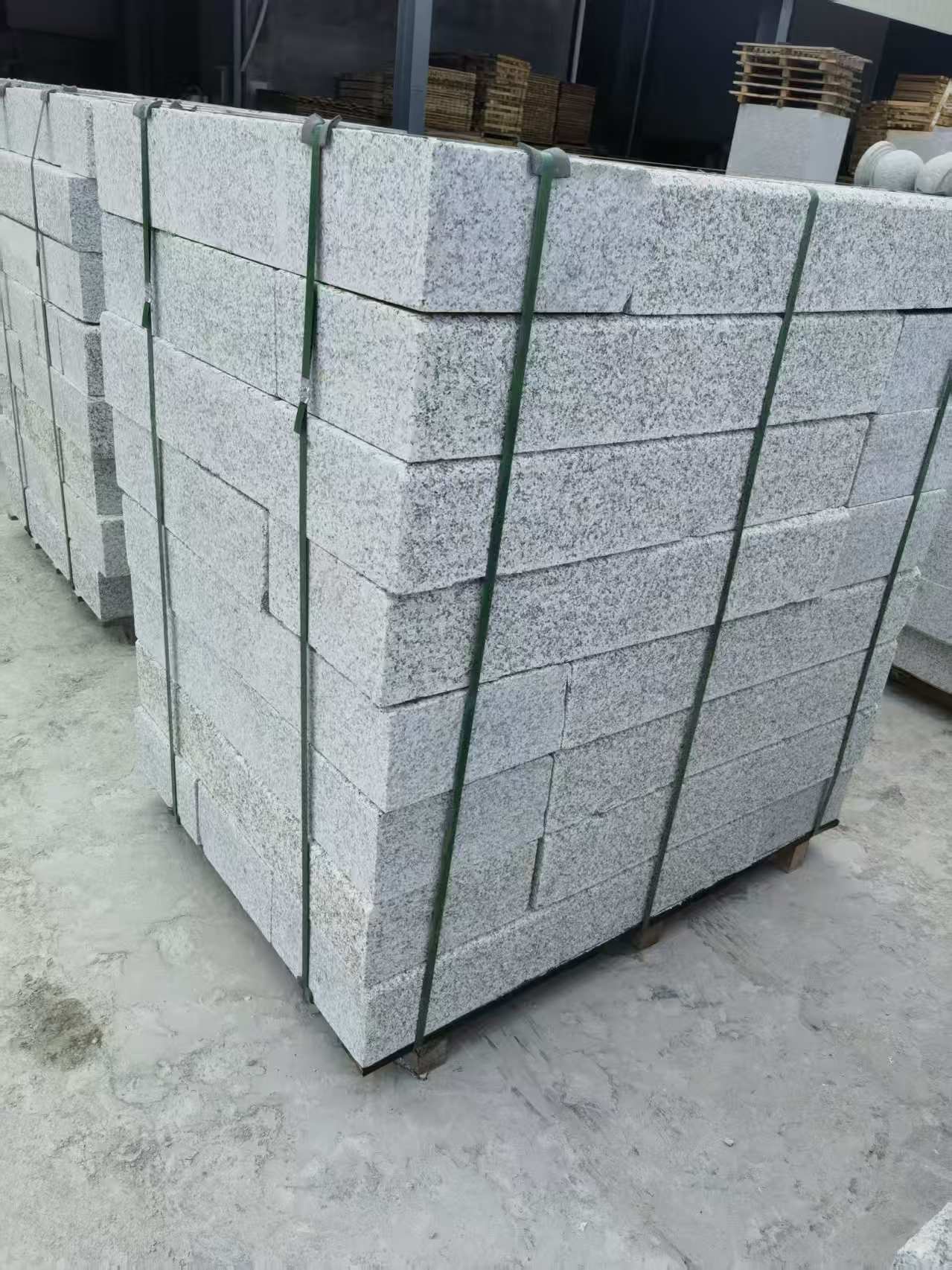 金昌 芙蓉白火烧两面路沿石