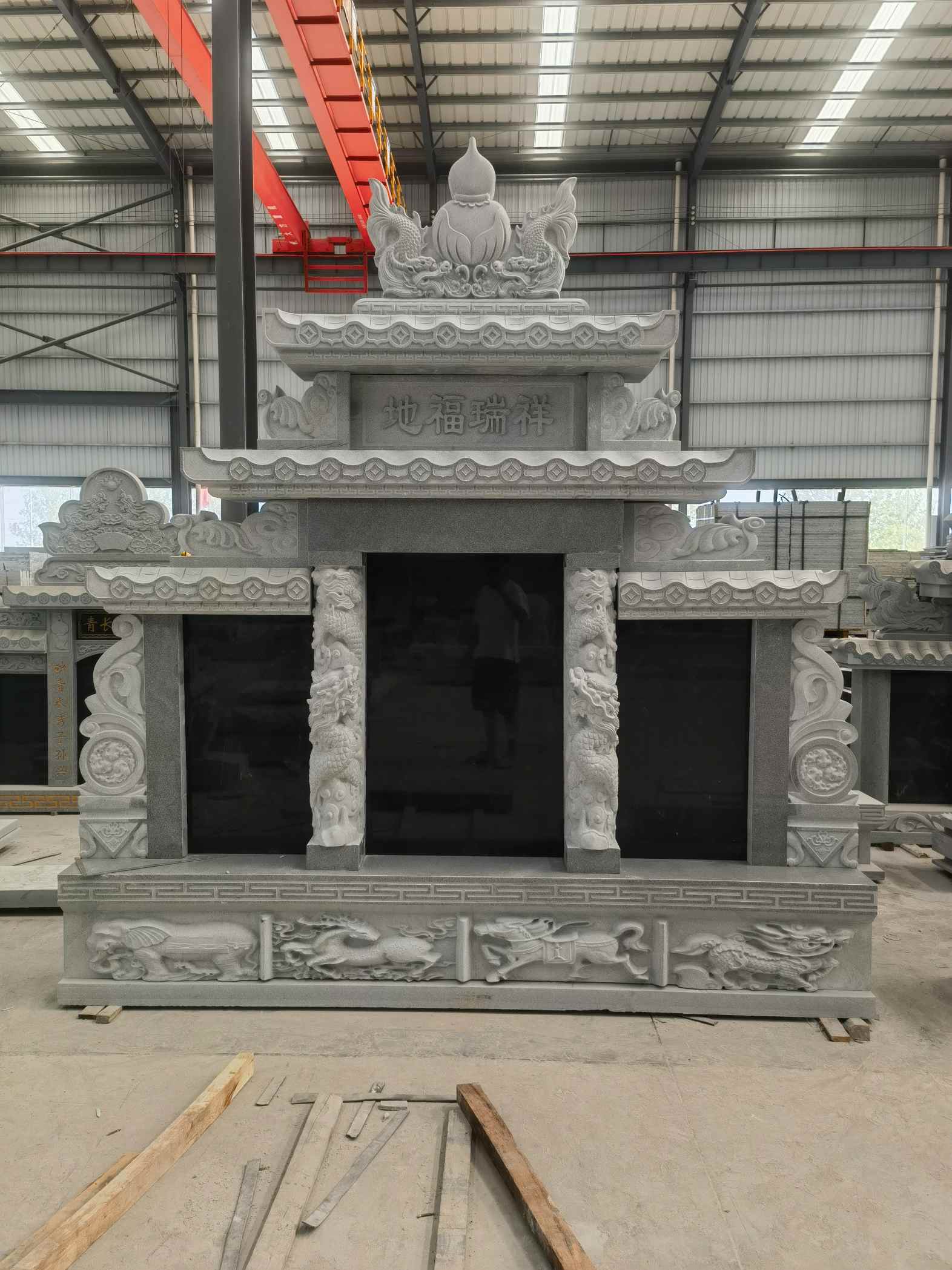 金昌 芝麻灰高档墓碑、土墓，一套也支持定做